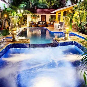 Bed & Breakfast Hacienda Boutique And Spa Solo Adultos, Cozumel